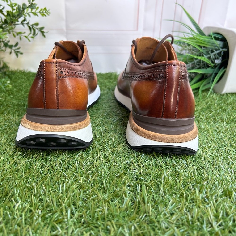 MAGNANNI men 8.5 New
Leiva Plain Toe Derby In Cognac
$395 - Picture 10 of 17